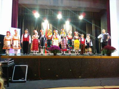Представителна Формация  за автентичен фолкор "Гласовете на Орфей" 1